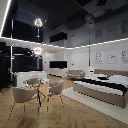Apartament Z Jacuzzi Na Wylacznosc Dolina Baryczy Zmigrod Exterior foto