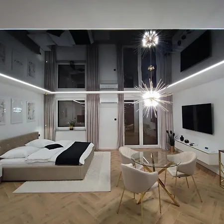 Apartament Z Jacuzzi Na Wylacznosc Dolina Baryczy Zmigrod Exterior foto