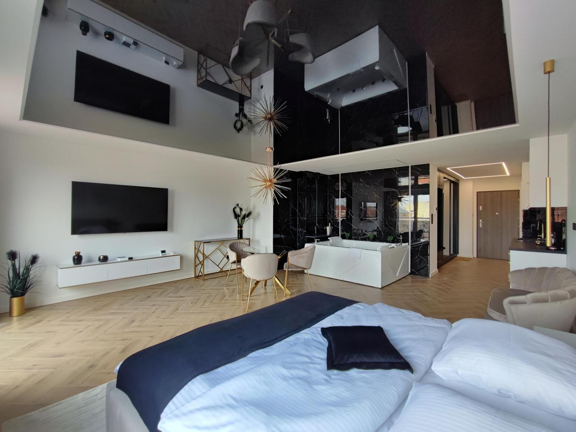 Z Jacuzzi Na Wylacznosc Dolina Baryczy Apartment *